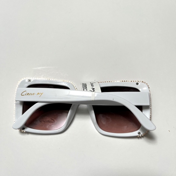 New Original CIRCUS BY SAM EDELMAN Oversized Square Sunglasses White Gold Trim - Picture 6 of 7